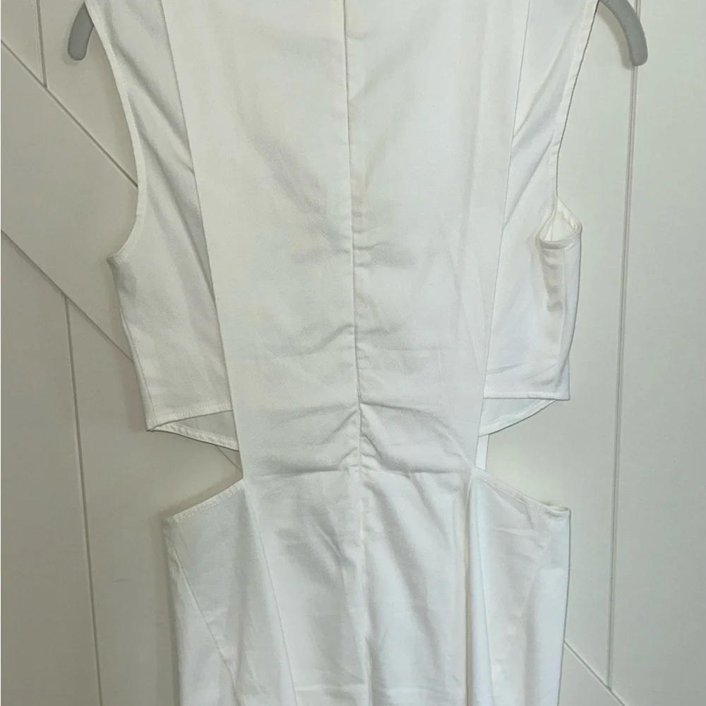 My Beachy Side “Marin” Mini Dress – White (Size S) - Picture 6 of 6